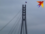 Водружение флага Российской Федерации на мосту Влюбленных запланировано на 14.30 Фото: Татьяна Коркина