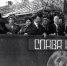 • Первомайская  демонстрация 1965 года. Во время больших политических праздников на трибуне, установленной на улице Вокзальной, по традиции собиралось всё руководство Заводоуковского района. - TyuMedia.Ru
