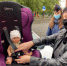 Тюменские автоинспекторы провели экспресс-уроки по безопасной перевозке пассажиров у детских садов - УМВД Тюменской области