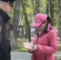 В Тюмени участковый уполномоченный провел профилактику против мошенничества в сквере Якова Неумоева - УМВД Тюменской области