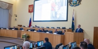 Александр Моор выступил в Тюменской областной Думе с отчетом о работе регионального правительства в 2023 году - Правительство Тюменской области