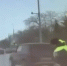 В Тюмени водитель наехал на сотрудника колонии и вез его на капоте 3 километра. ВИДЕО - MegaTyumen.Ru