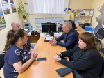 В преддверии Дня работников ЖКХ Александр Григорьев наградил сотрудников отрасли
