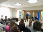 При поддержке депутата Александра Захарова в детской школе искусств «Этюд» прошел городской конкурс рисунков