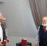 Депутат Дмитрий Ошурков вручил награду Яну Арбитайло - Городская Дума