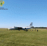 Пассажиры АН-24, выкатившегося за пределы взлетной полосы в Тюмени, готовятся вылететь в Белоярск - Комсомольская правда