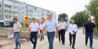 Во дворах Тобольска обустраивают парковки и тротуары - ИА Тюменская линия