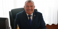 Александр Ремезков поздравил школьников, педагогов и родителей учеников с началом нового учебного года - Справедливая Россия
