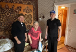 Тюменские партийцы помогли починить телевизор ветерану труда