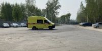 Девушка выпала из окна многоэтажного дома в Тюмени - Комсомольская правда