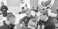 Работа как прожиточный минимум - Тюменский курьер