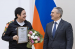 Александр Моор вручил благодарственные письма победителям чемпионата "Абилимпикс"
