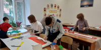 Для юных пациентов ОКБ № 1 волонтеры готовят новогодний праздник - ИА Тюменская линия