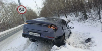 ДТП в Тюмени: от удара две иномарки отбросило в кювет - NG72.Ru
