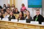 Губернатор Тюменской области встретился с победителями чемпионата "Профессионалы"