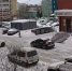 Погребенные под снегом: в Тюмени лавина с крыши завалила женщину с ребенкомвидео - Комсомольская правда