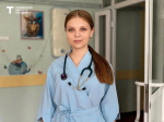 Врач-педиатр педиатрического отделения ОКБ №2 Арина Владимировна Еськова. Фото пресс-службы департамента здравоохранения Тюменской области, автор неизвестен