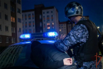 В Тюмени росгвардейцы спасли девушку от рук злоумышленников
